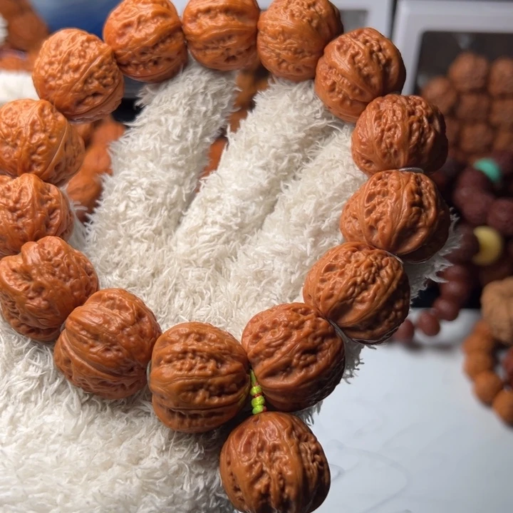 文玩核桃手串05京八棱