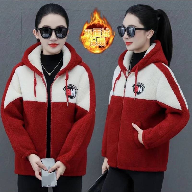 2025秋冬季新款连帽时尚羊妃绒加绒加厚撞色拼接韩版大码外套