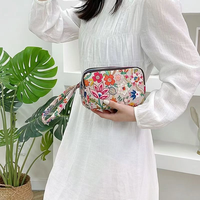 新款三层手拿布包手腕零钱包手机包女士简约大休闲逛街包打牌拿包