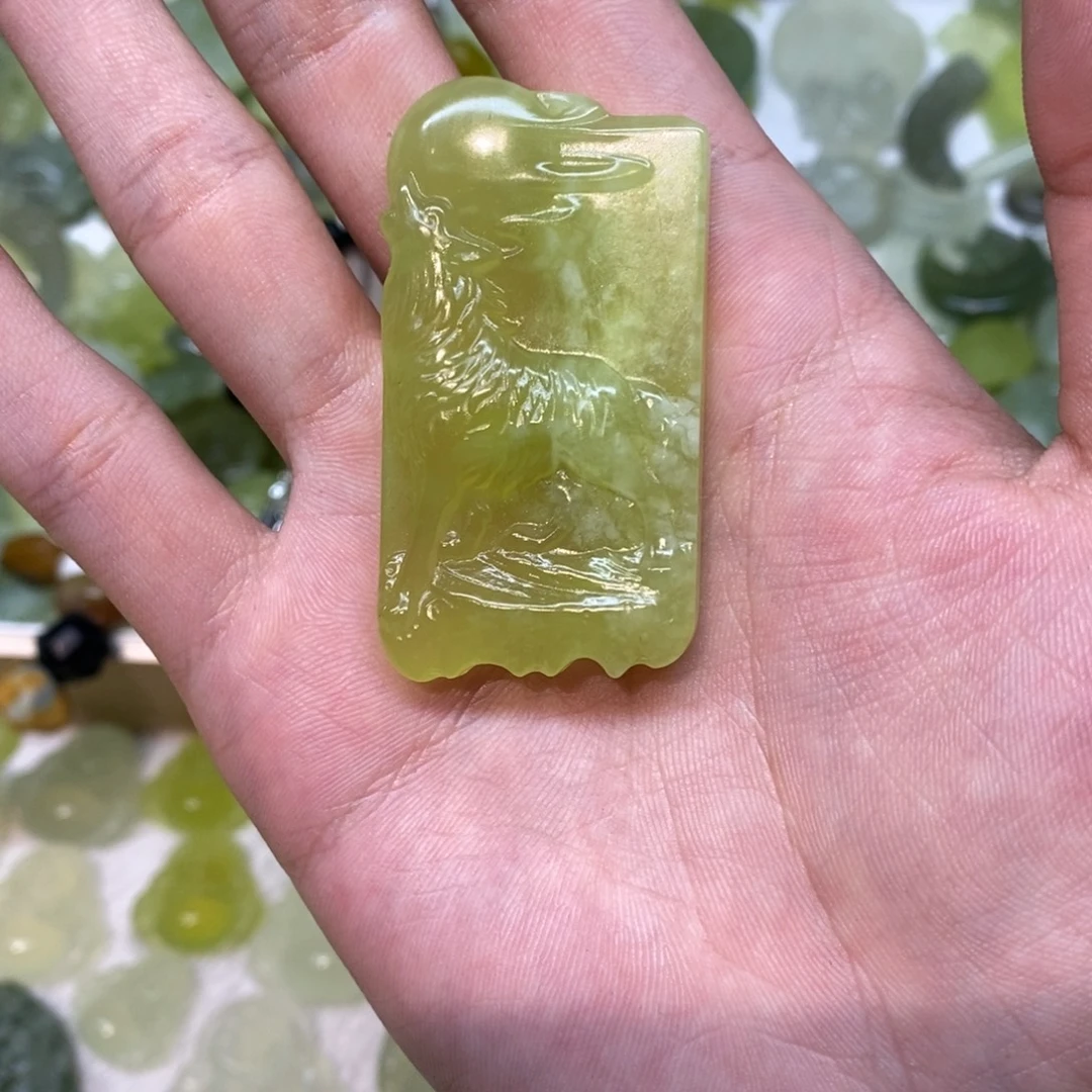 岫玉未镶嵌吊坠(不含链)