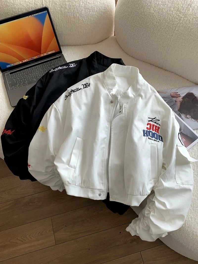 【李里家】字母刺绣短款洋气显瘦外套夹克棒球服