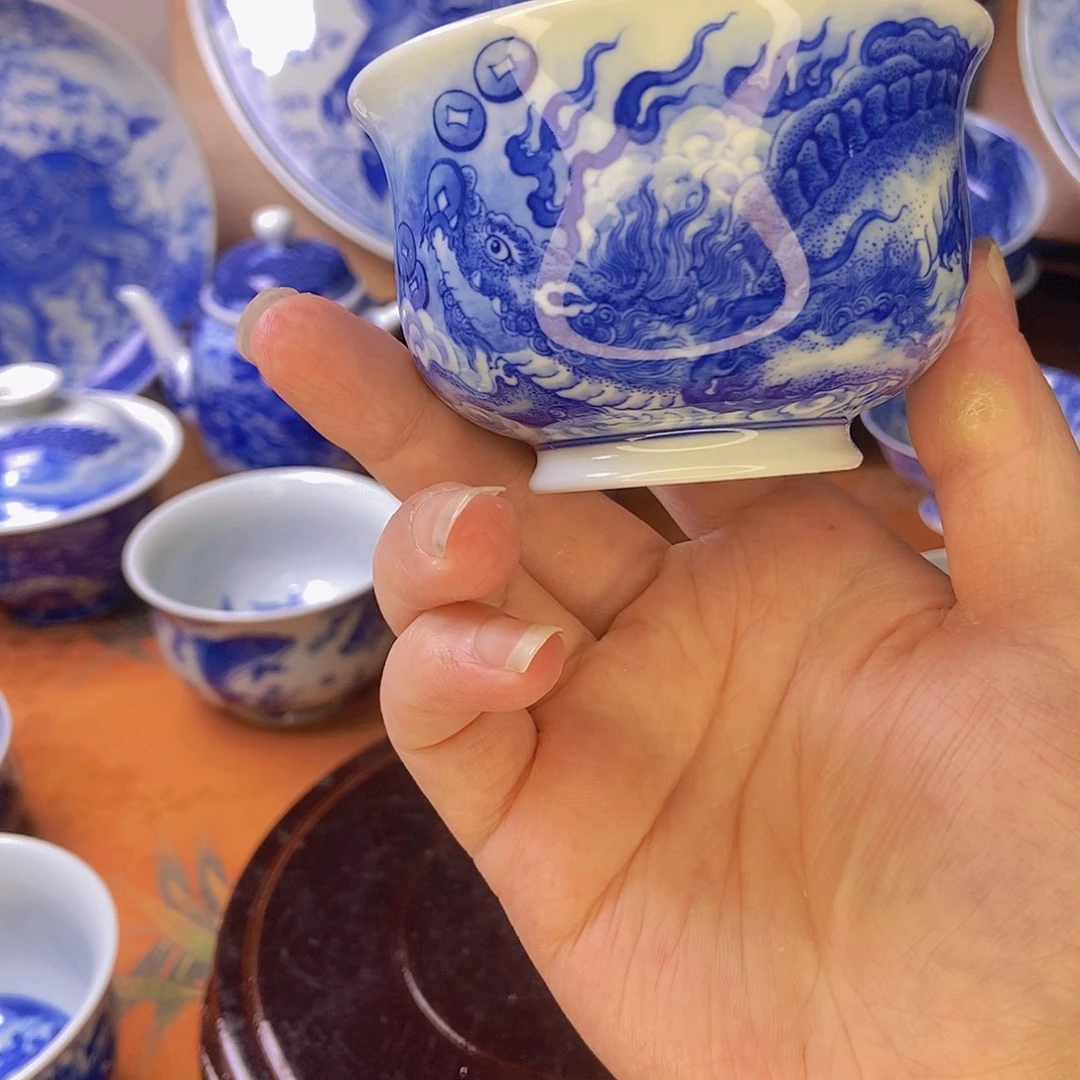 趁***意景德镇手工手绘陶瓷