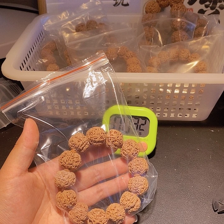 红***强金刚菩提手串这样