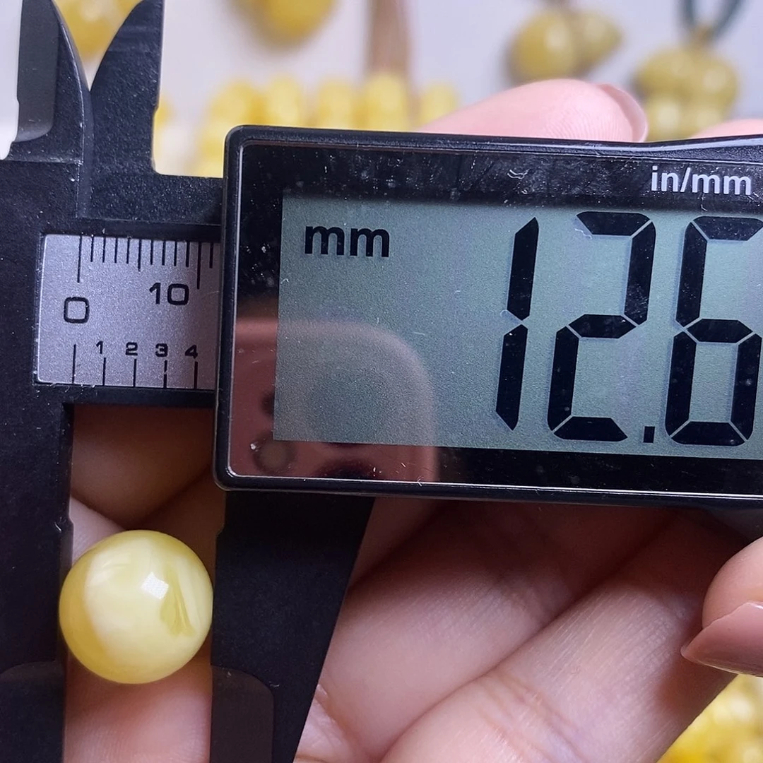 裸石琥珀未镶嵌蜜蜡圆珠