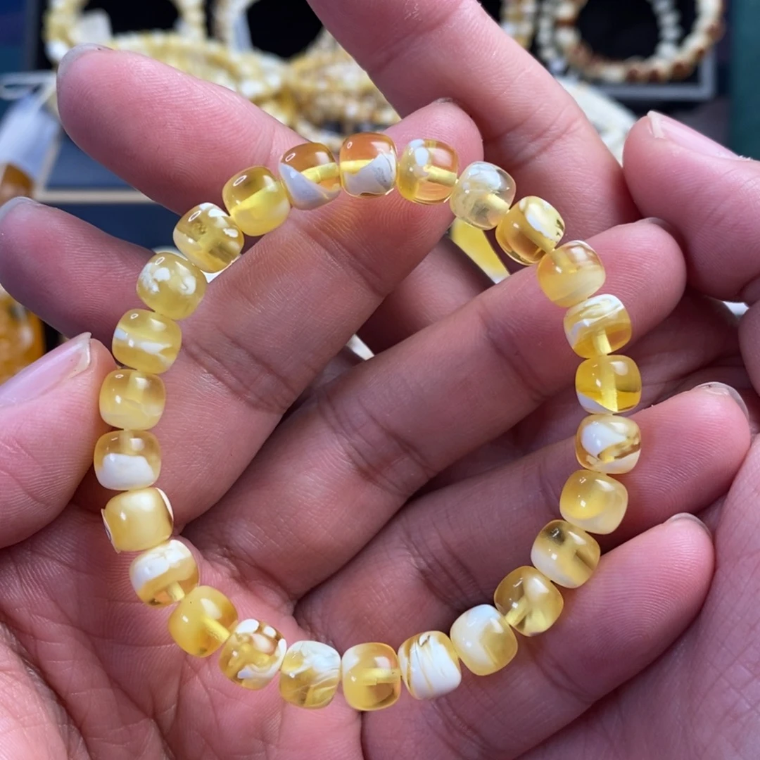 蜜蜡未镶嵌裸石金瓷白8.4mm