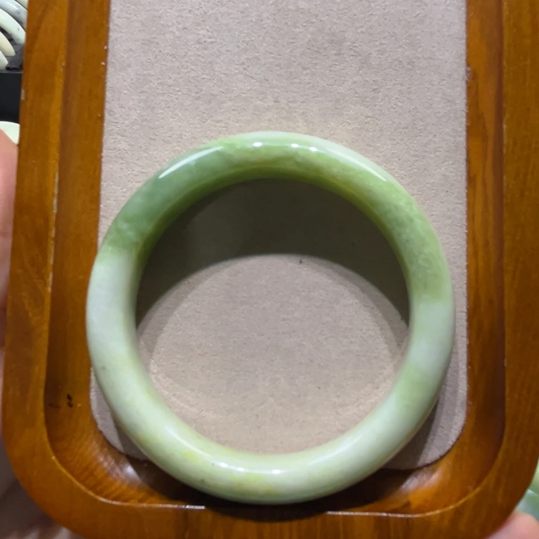 E***m未镶嵌手镯蓝田玉（蛇纹石化大理石玉）