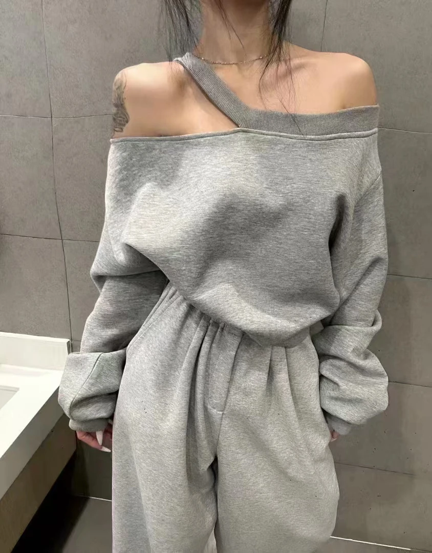 2025春季新款韩版时尚纯色百搭挂脖一字肩显瘦长袖打底衫女上衣