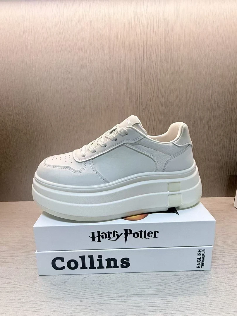 新款爆款厚底增高休闲百搭真皮运动板鞋休闲鞋