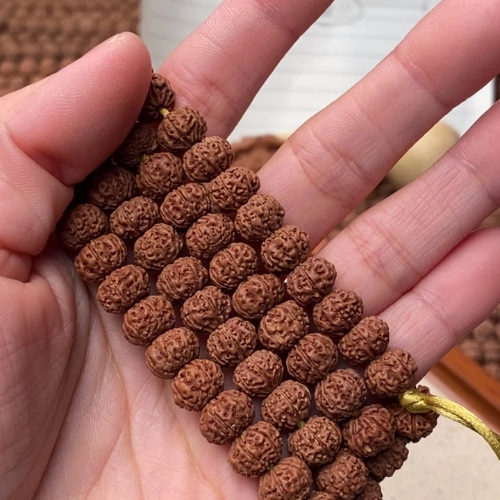 【闪购商品】金刚菩提吊坠青**浅凹底梅花108