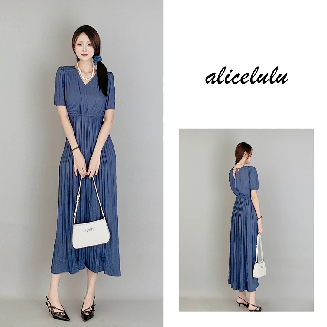 1 ALICE “三宅情”连衣裙 优雅褶皱 柔光飘逸 S2138363B