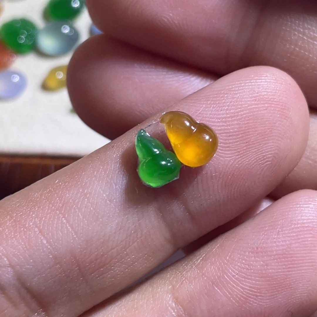 定制翡翠未镶嵌葫芦