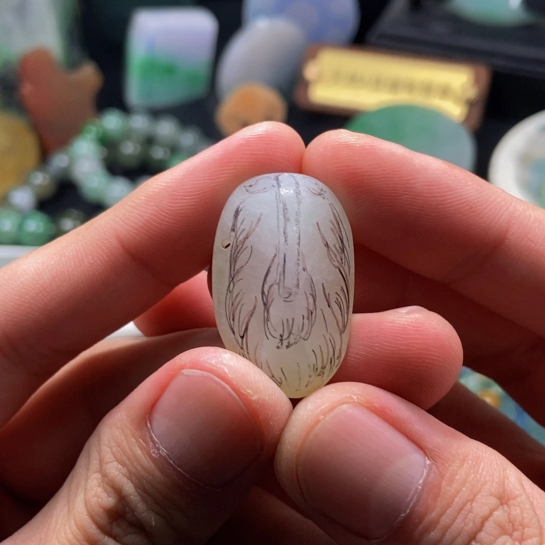 悠***悠未镶嵌定制翡翠包精工羽毛