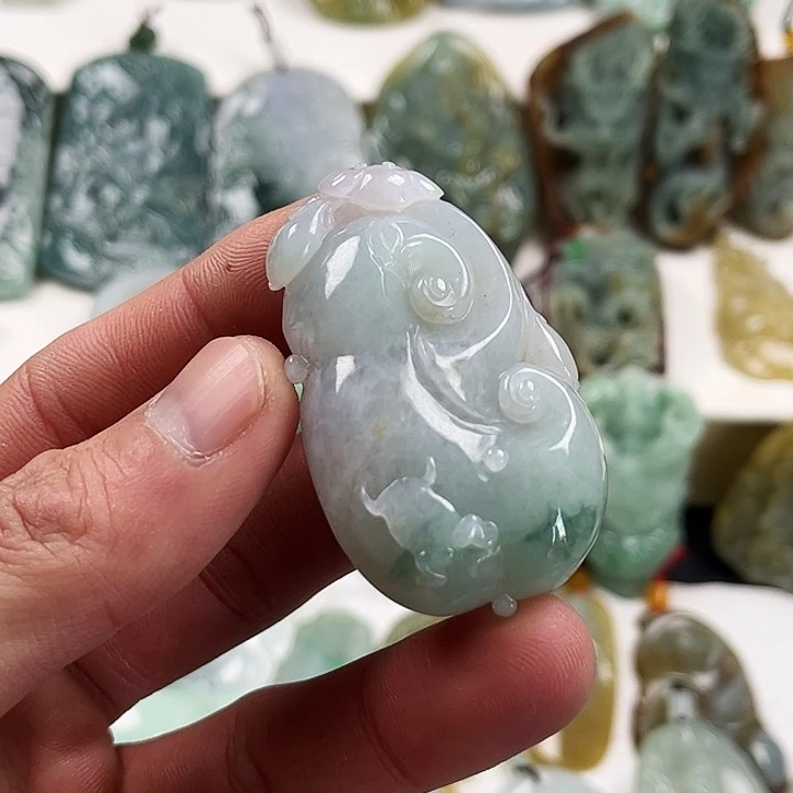 定制翡翠未镶嵌翡翠