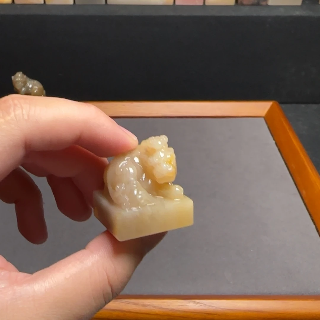 巴林石印石牛角冻2.6×2.9