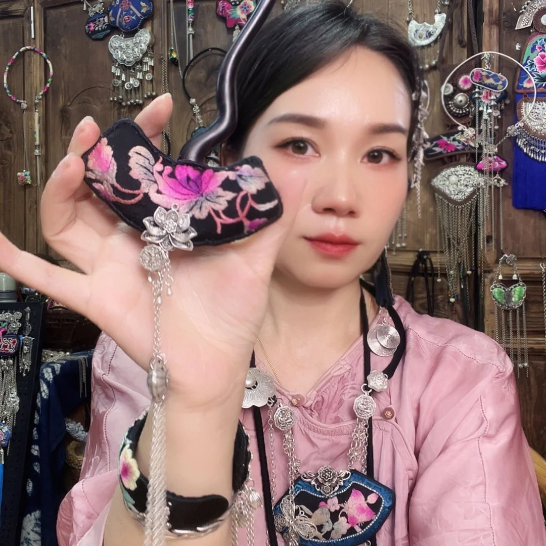 发簪等各种艺术形式