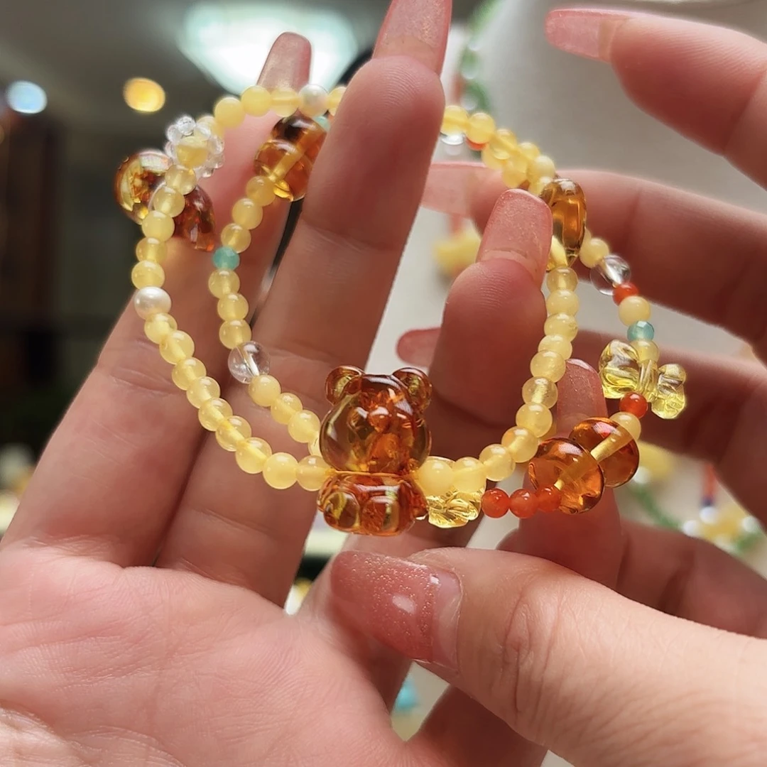 琥珀颈饰未镶嵌琥珀