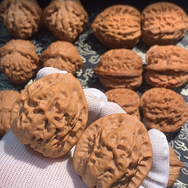 文玩手把件  40蛤蟆眼全品