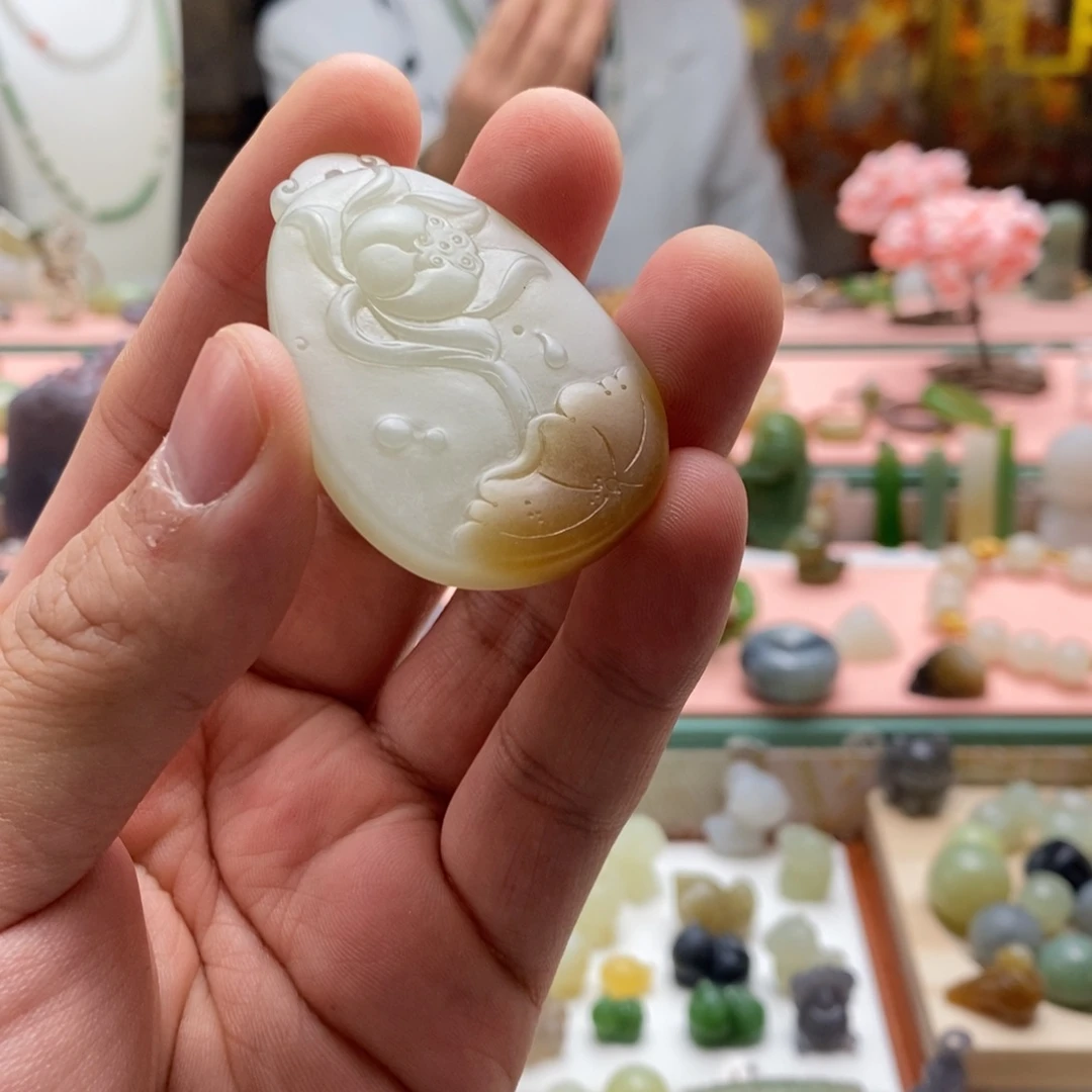 和田玉未镶嵌吊坠(不含链)