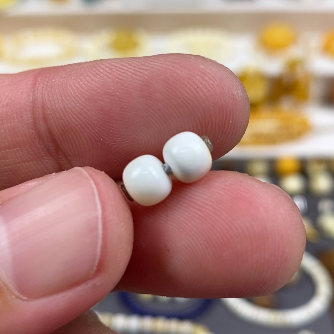 琥珀裸石未镶嵌配饰尺寸6.3