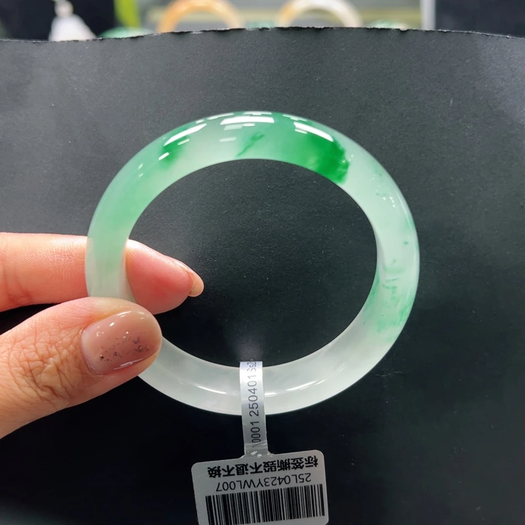 石英质玉手镯未镶嵌➕玲玲55