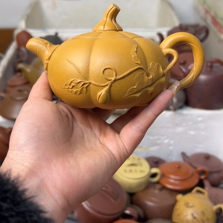 紫砂茶壶嘴跳砂花泥