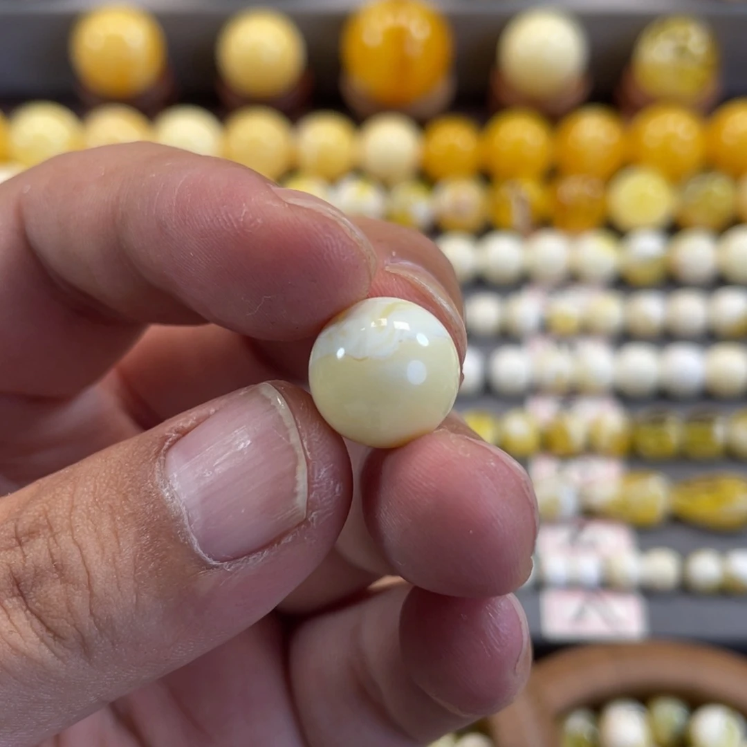 未镶嵌蜜蜡裸石爱****、白蜡圆珠