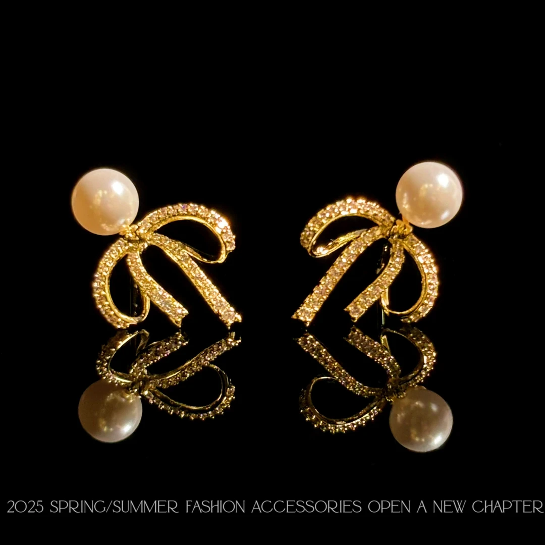 铜合金耳饰 镀k金 2025款C7985【珍珠缎带】Jeannie zoo 耳钉