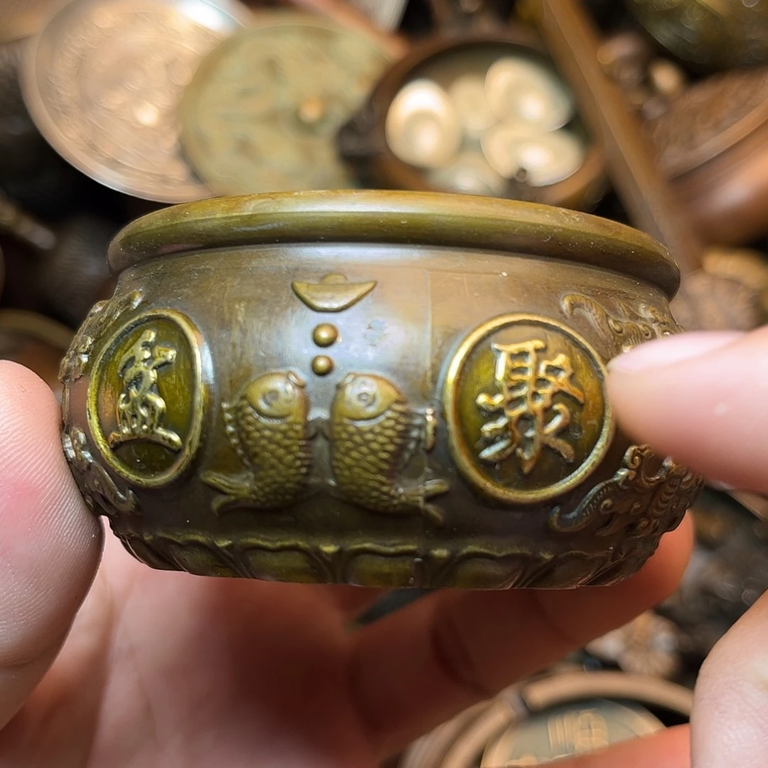 精美铜器工艺品等