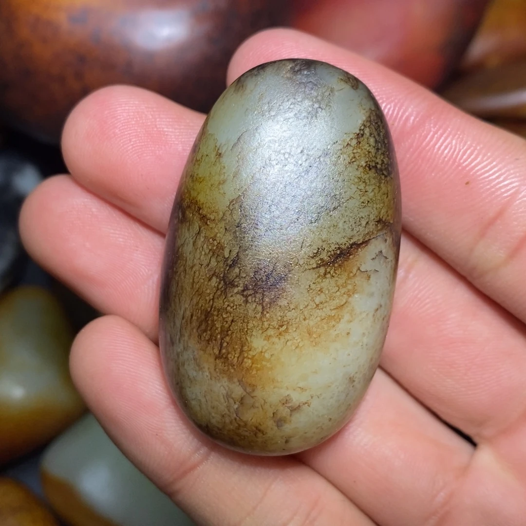 和田玉未镶嵌珠宝奇石