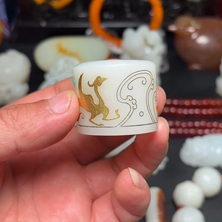 东***子和田玉未镶嵌挂件