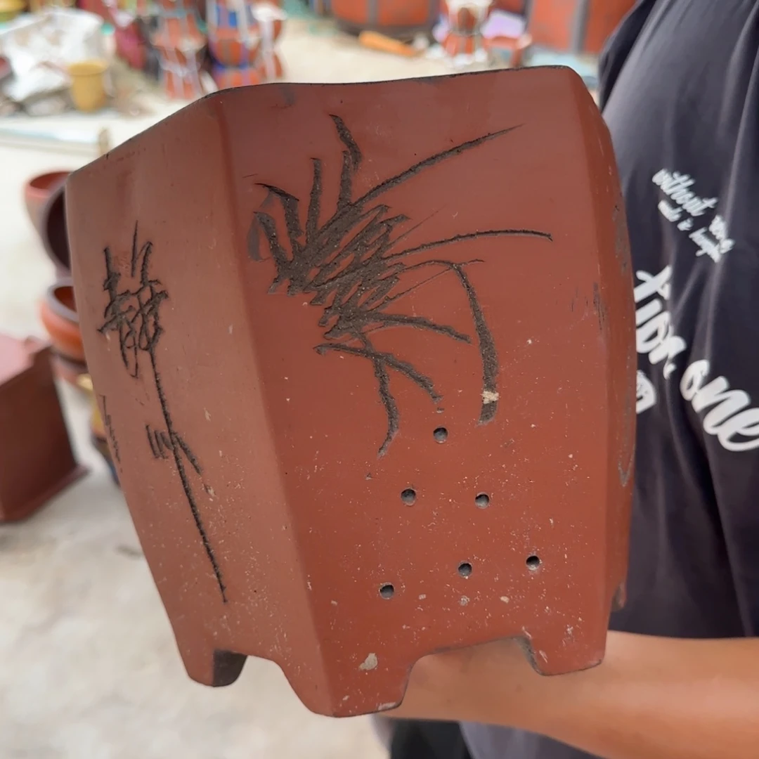 紫砂花盆瑕疵和瑕疵