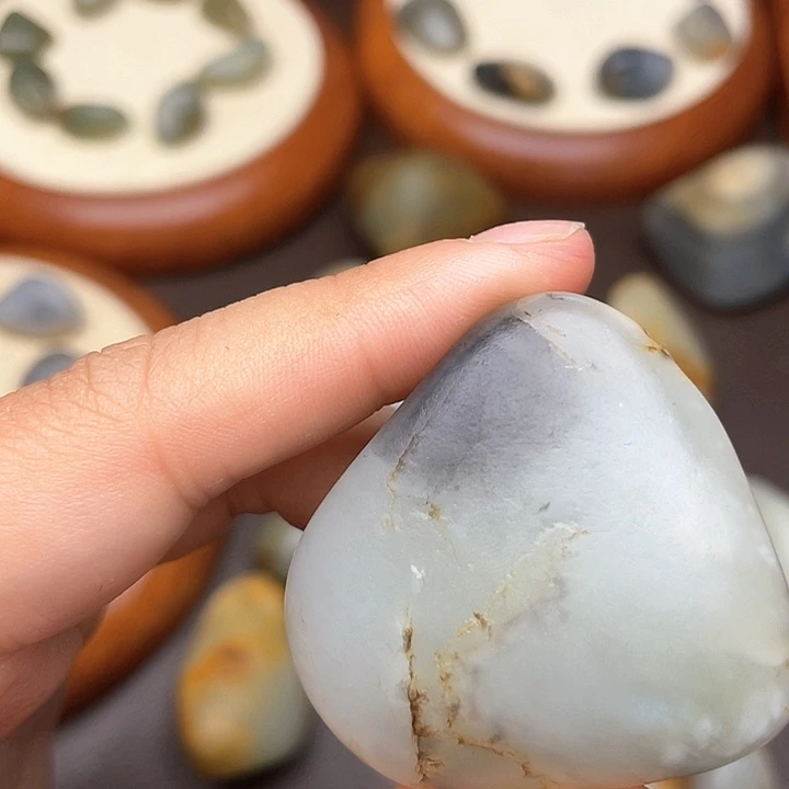 和田玉未镶嵌颈饰31