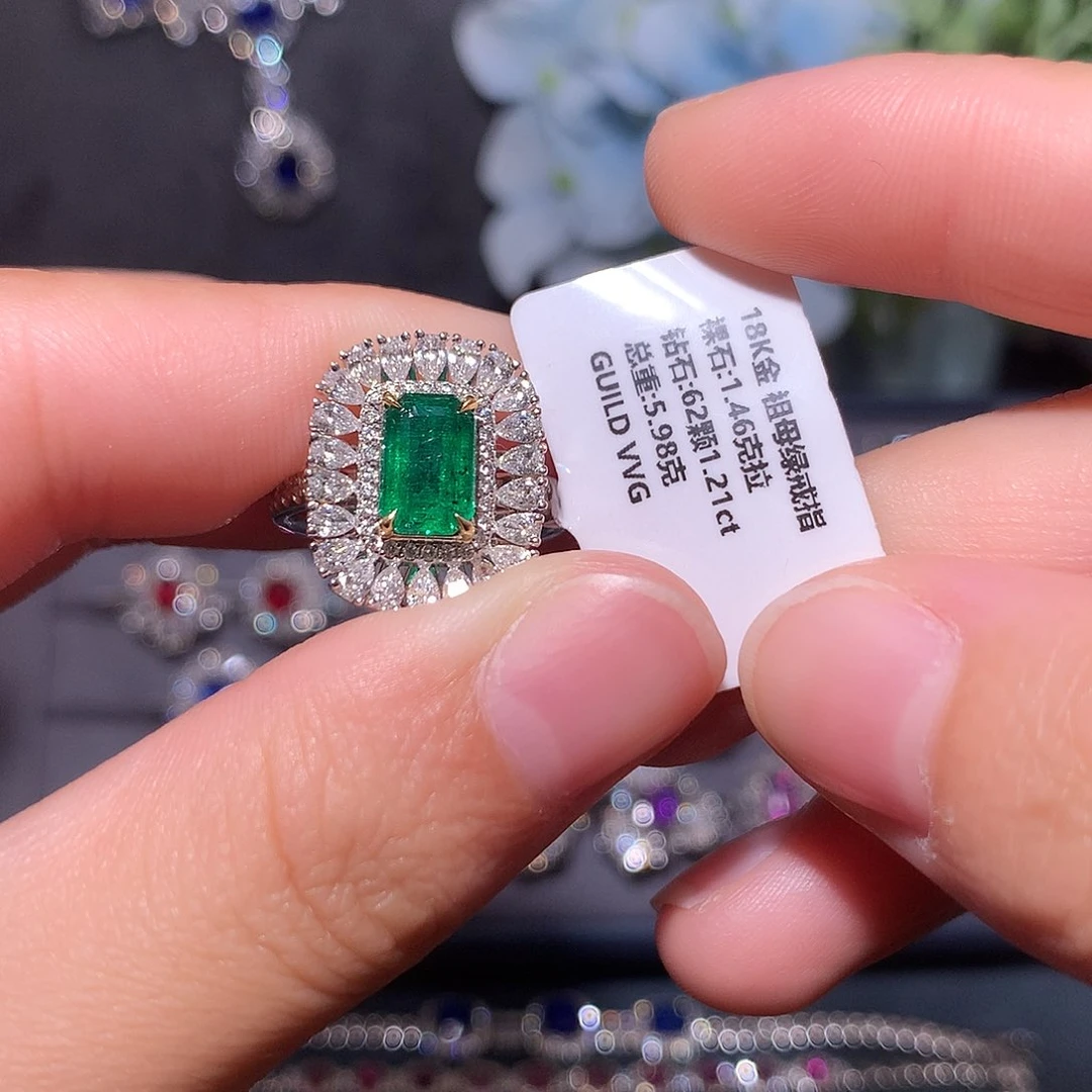 戒指18K金镶嵌祖母绿