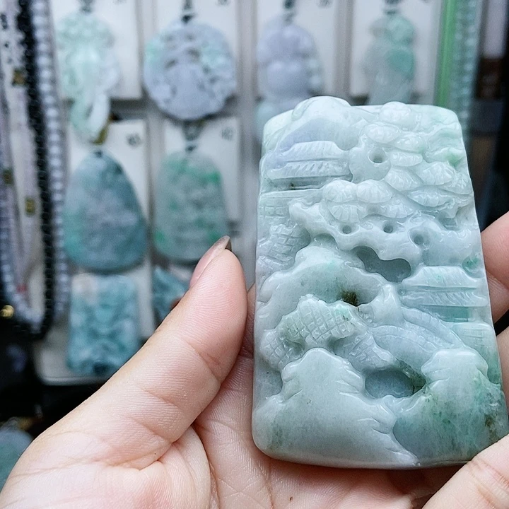 翡翠未镶嵌颈饰翡翠