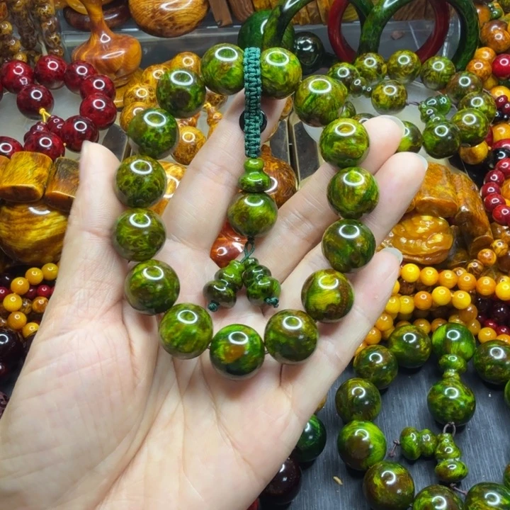 松木琥珀木文玩手串