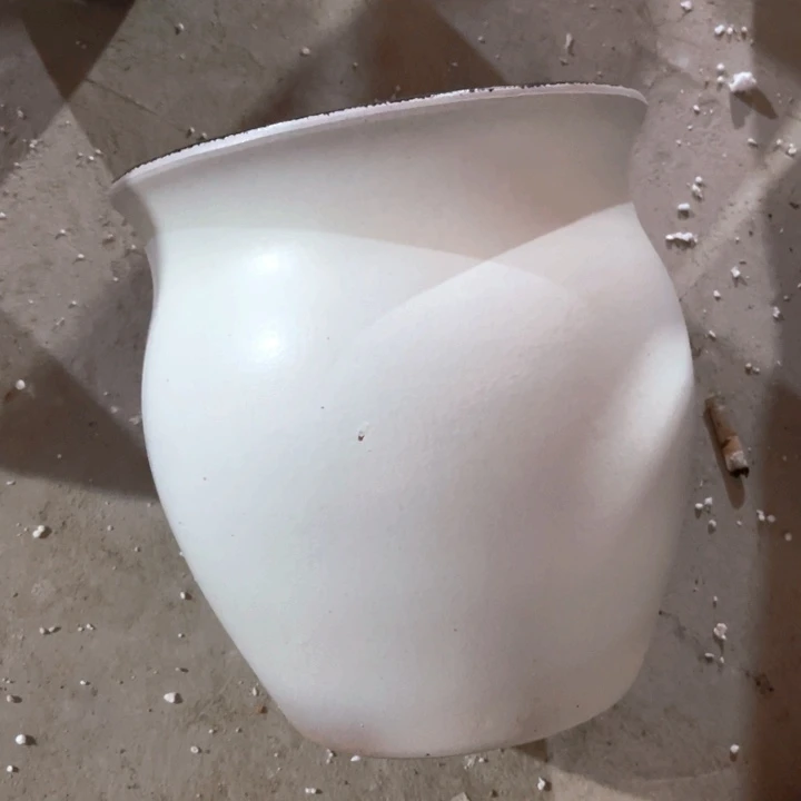 紫砂花盆口径22高度23一只小瑕疵