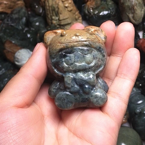 岫岩河磨玉（透闪石质玉）未镶嵌挂件