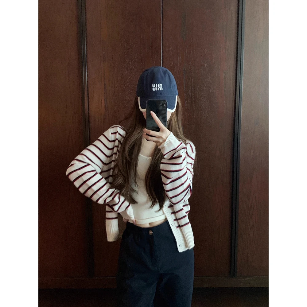 秋季新款针织开衫条纹长袖外套女+无袖背心上衣套装 60628