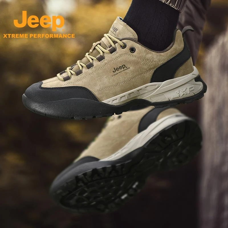 jeep男鞋冬季新款休闲运动鞋软底轻便防滑登山鞋真皮中年爸爸鞋子