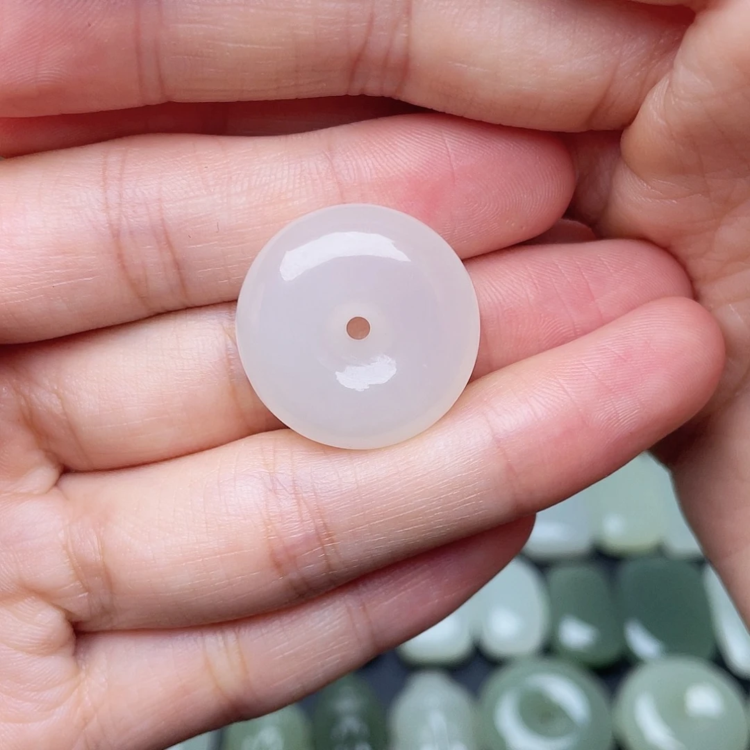 和田玉未镶嵌挂件歪****4