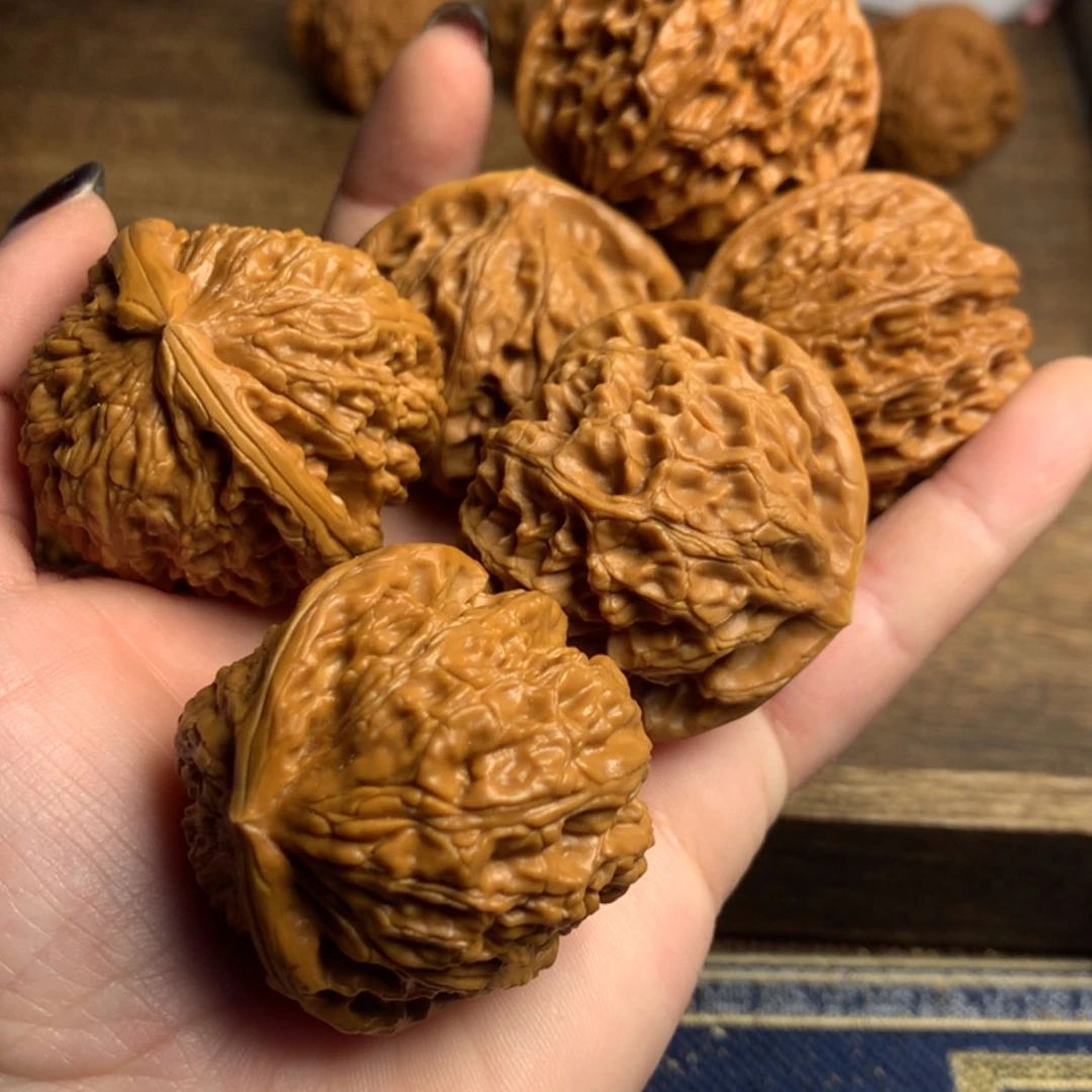 【闪购商品】文玩核桃吊坠K****g宫灯魔核白狮子