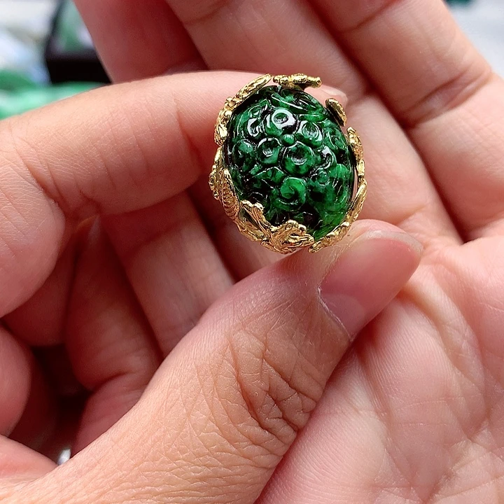 翡翠银S925镶嵌颈饰翡翠