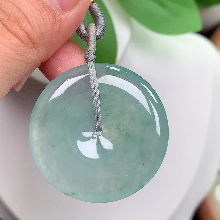 翡翠未镶嵌颈饰平安扣 35.6x5.9mm