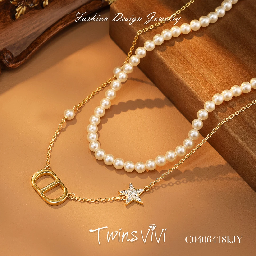 TWINS VIVI 铜合金仿珍珠项链 镀k金 猪鼻星星项链/C04064