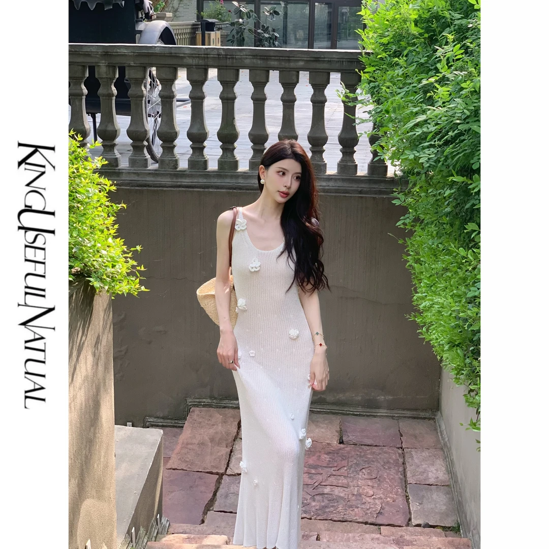 KUN【西莉亚花苑】绽放美丽 优雅度假感手工立体钩花弹力吊带连衣裙