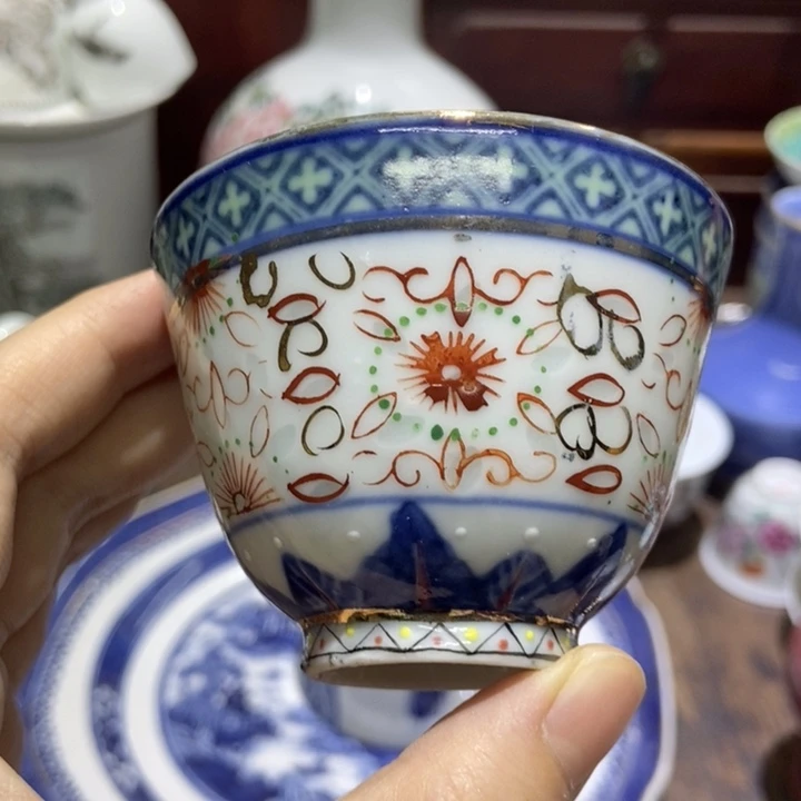 用***8陶瓷艺术品的制作