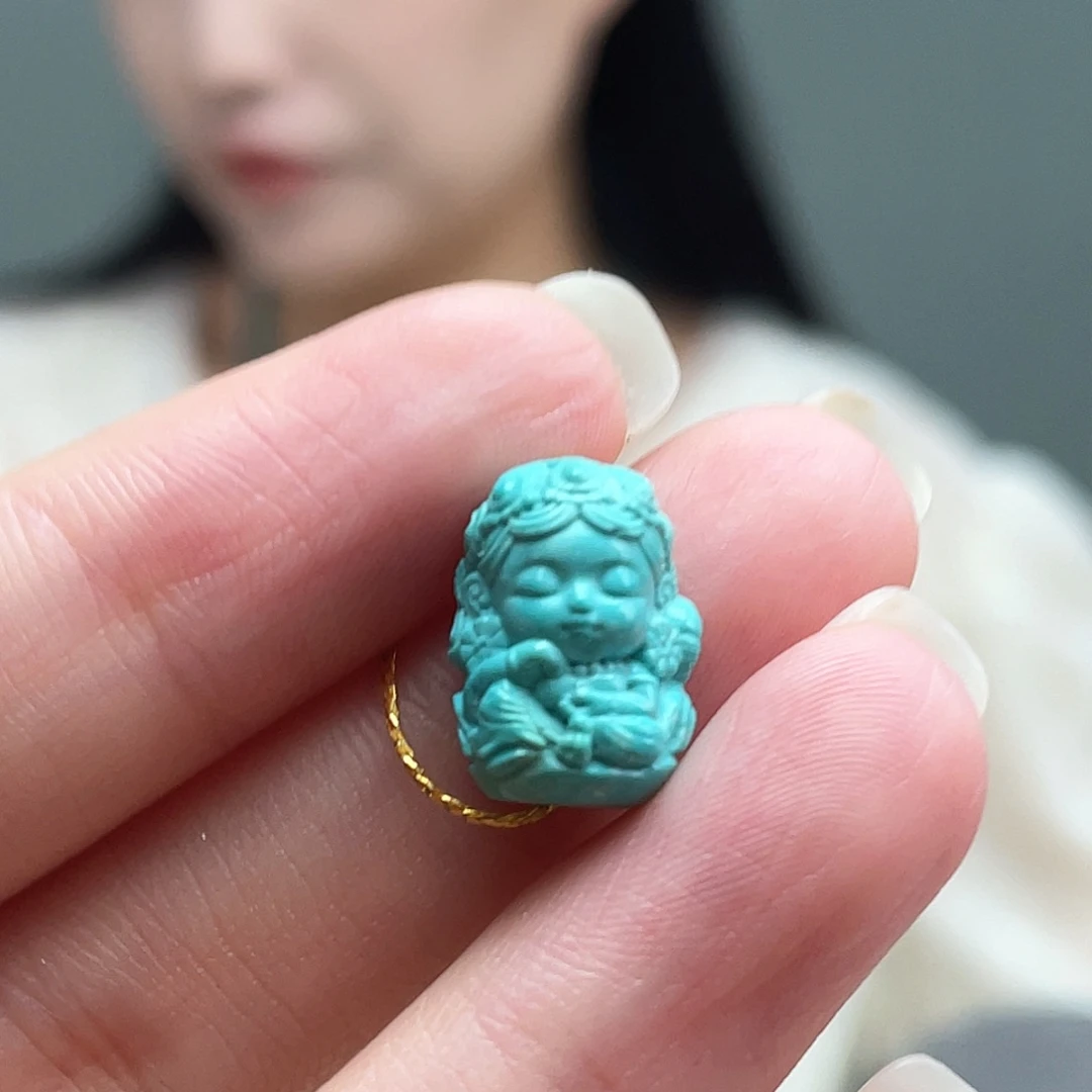 绿松石未镶嵌颈饰