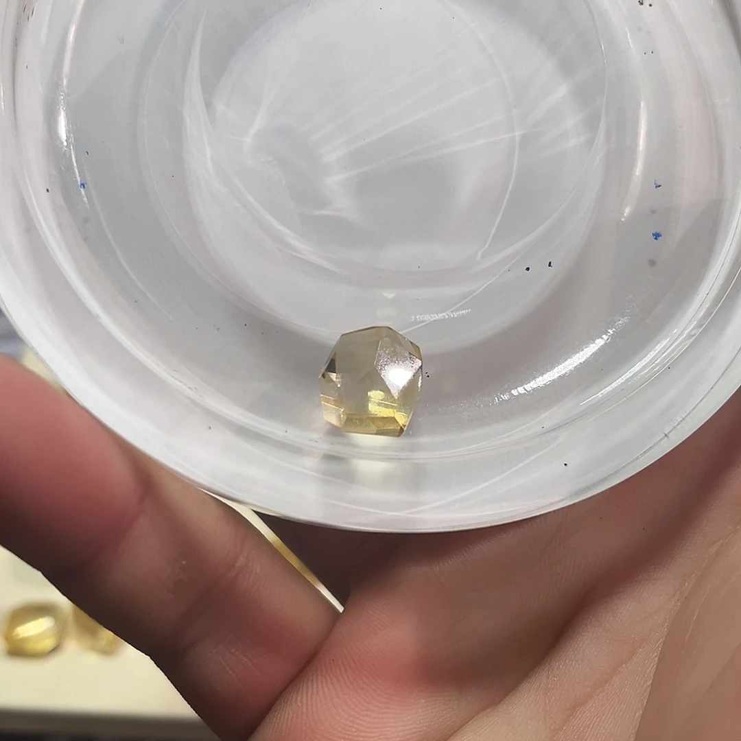 水晶未镶嵌水晶香***婧10打孔