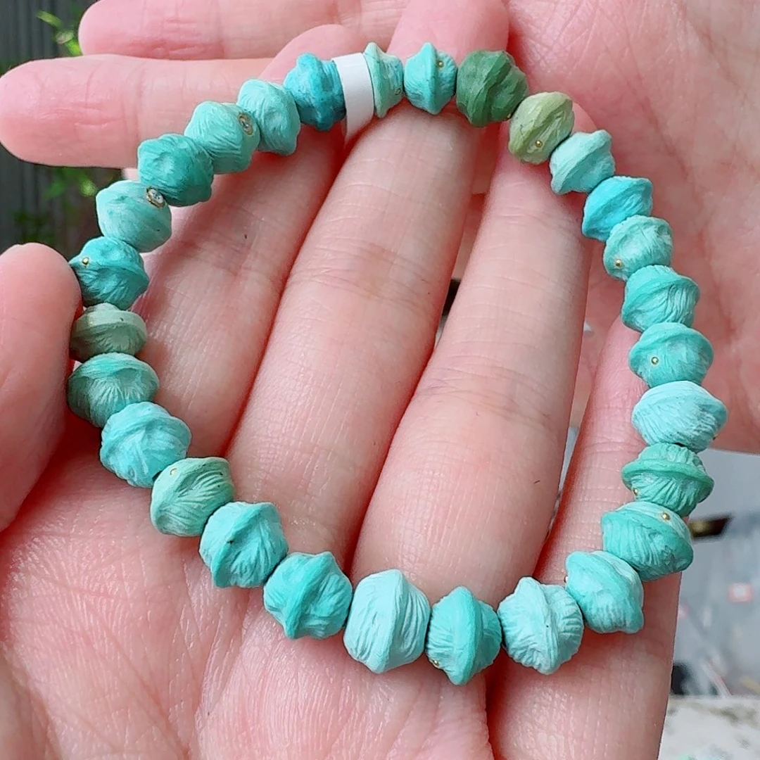 未镶嵌绿松石珠宝奇石