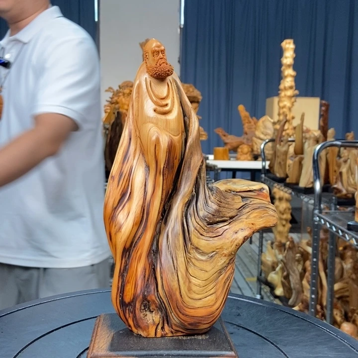柏木（崖柏）随型摆件